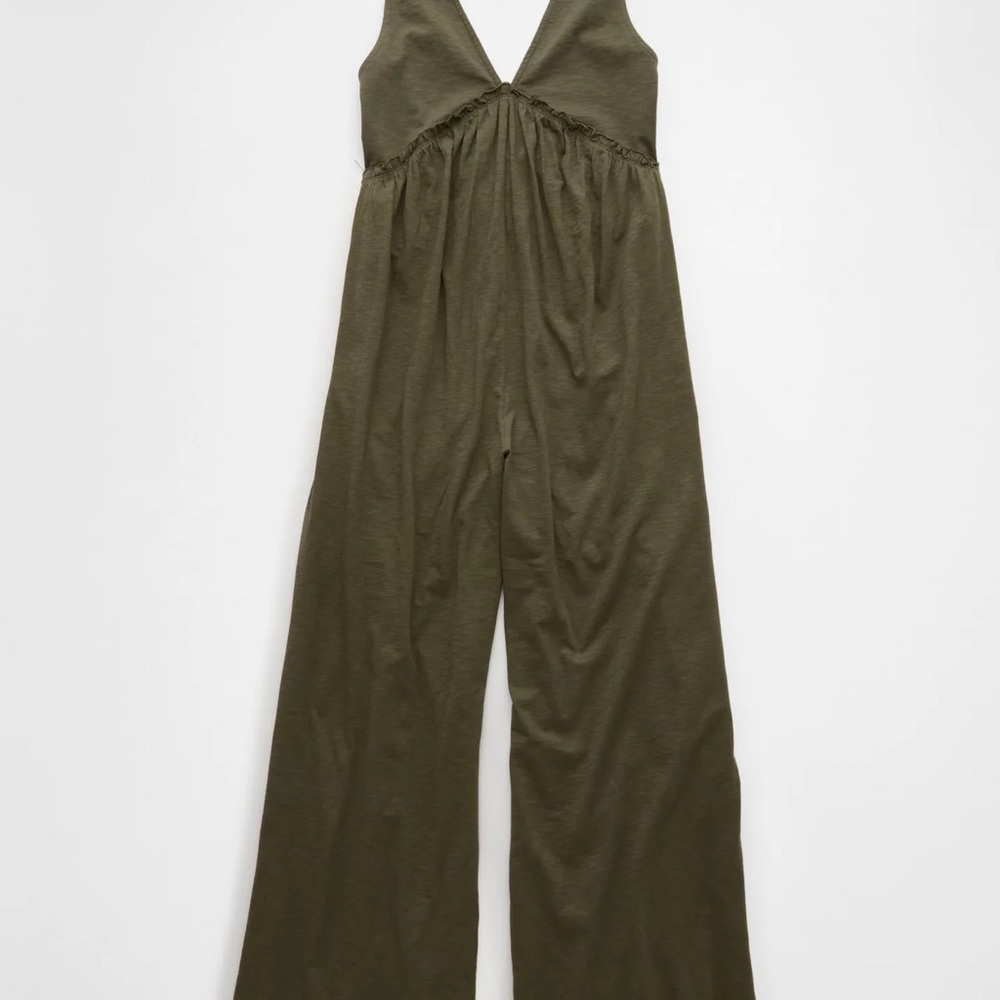 American Eagle Outfitters Green Halter Jumpsuit with Wide-Leg Design